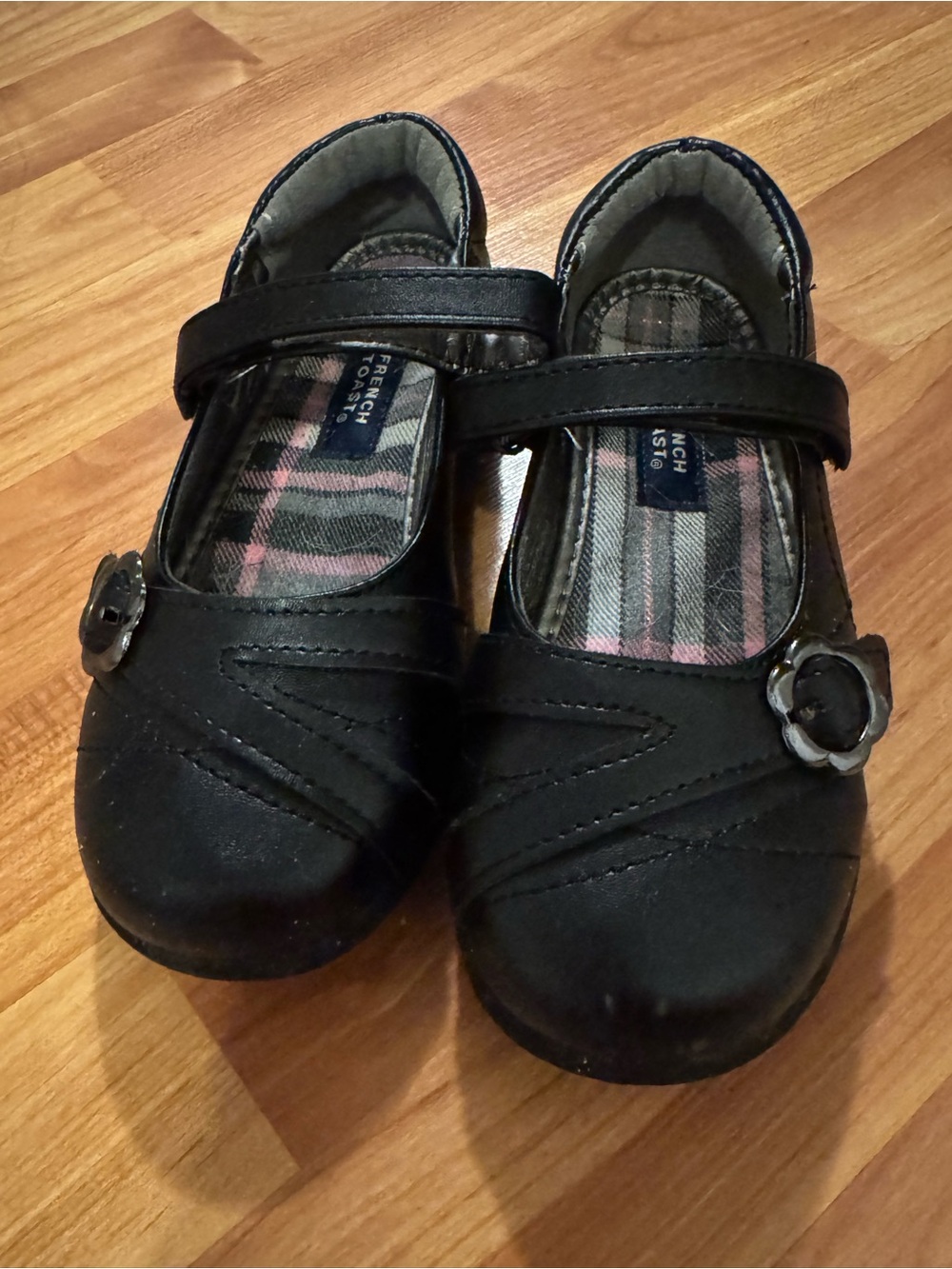 French Toast Black Mary Jane Shoes with Floral Buckle Detail